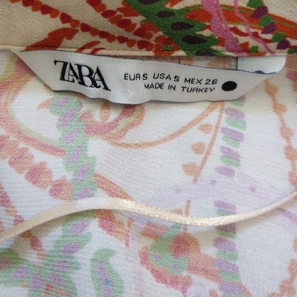 Zara Multicolor Abstract Paisley Button-Up Tie Front Cropped Blouse Colorful - Picture 8 of 11
